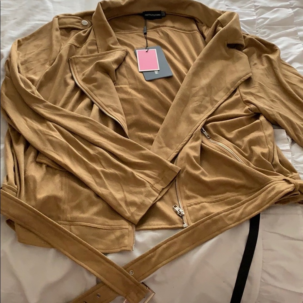 Pretty Little Thing tan faux suede cropped jacket